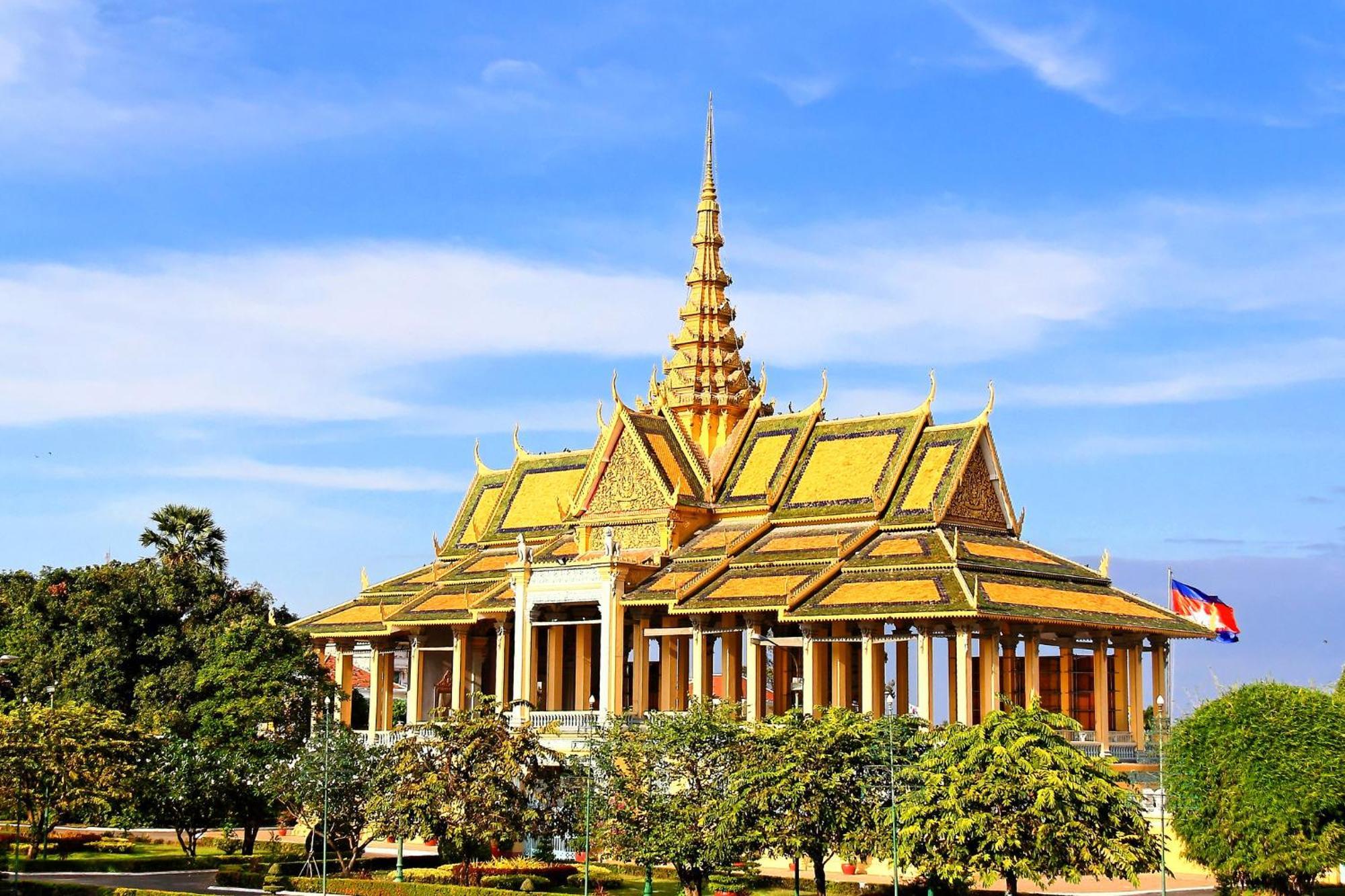 Sky Hotel Central Phnom Penh - Rooms & Apartments Dış mekan fotoğraf