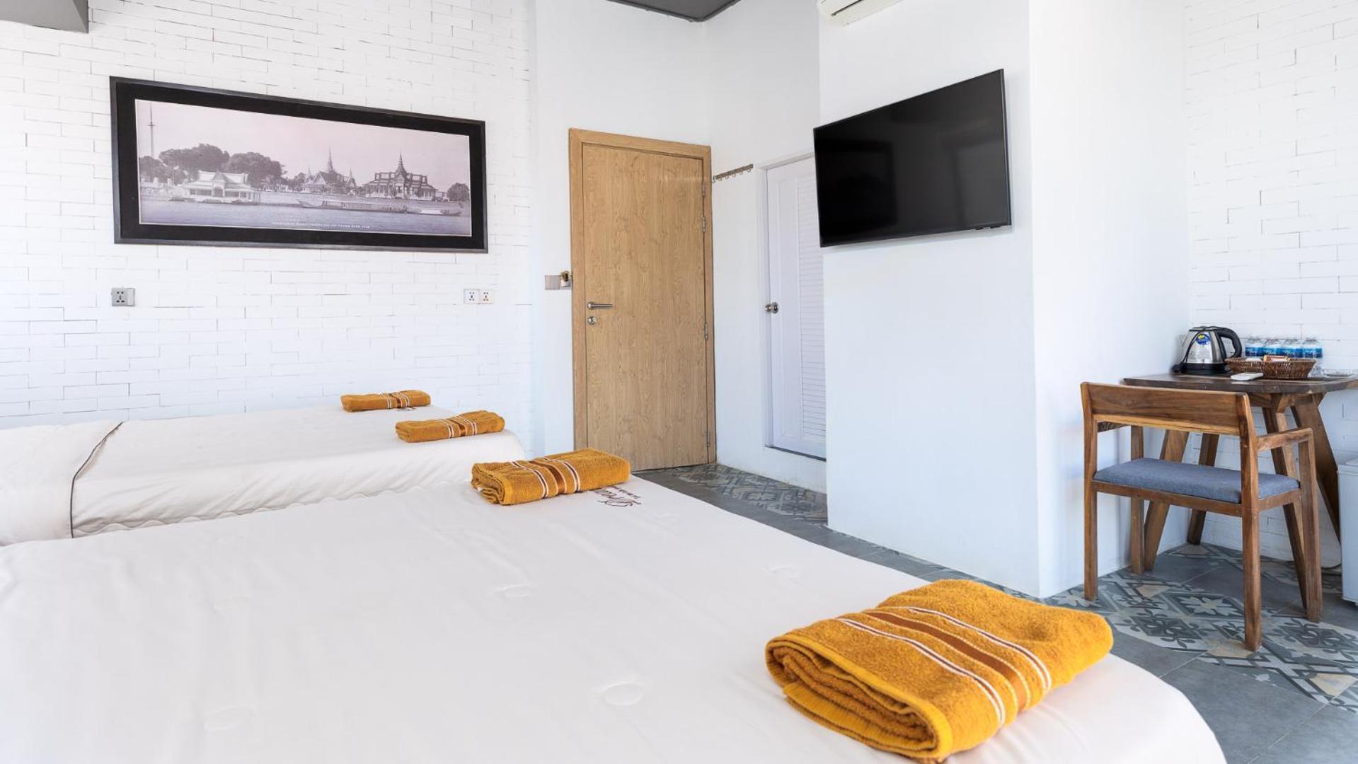 Sky Hotel Central Phnom Penh - Rooms & Apartments Dış mekan fotoğraf
