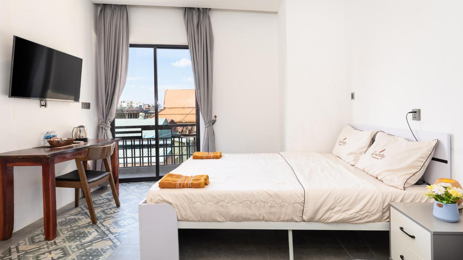 Sky Hotel Central Phnom Penh - Rooms & Apartments Dış mekan fotoğraf